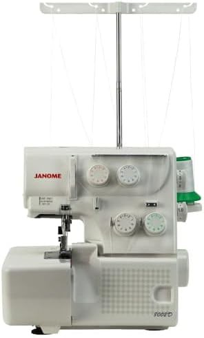 Overlock serger machine with differential feed system — photo 3