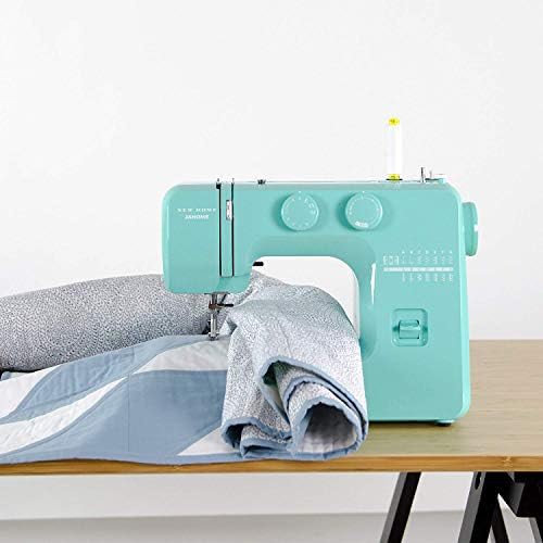 Janome Arctic Crystal easy-to-use sewing machine — photo 3