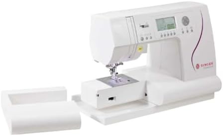 Computerized sewing machine with LCD screen — photo 4