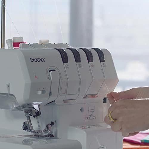 Airflow serger overlock machine with presser feet — photo 3