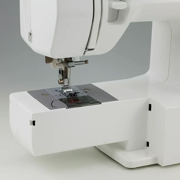 Free arm hard case 27 stitch sewing machine — photo 4